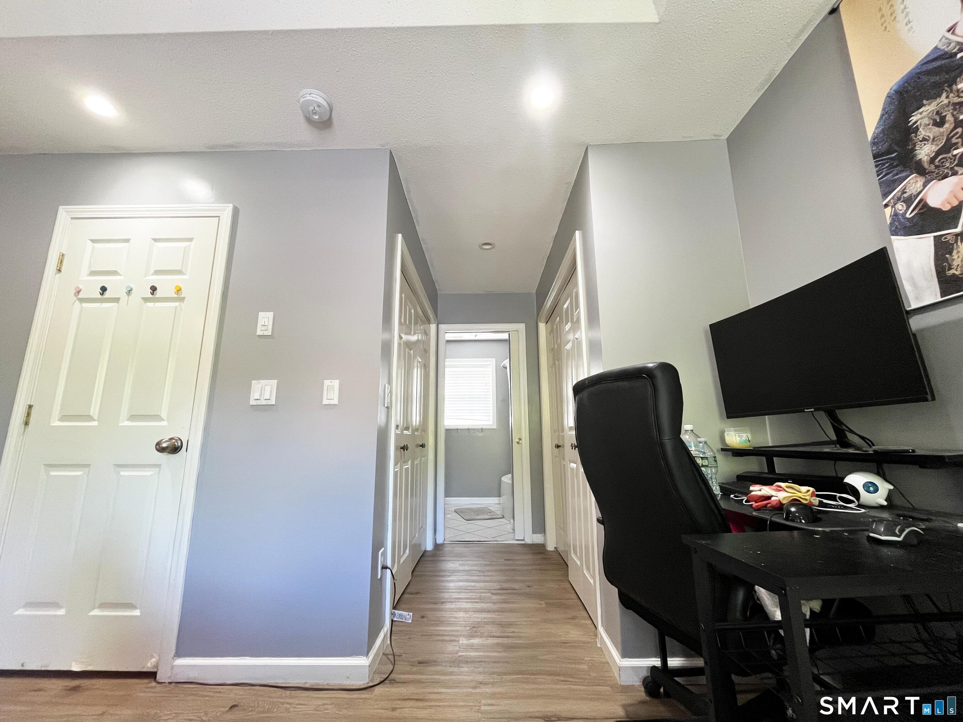 52 Monce Road Burlington, CT 06013 - Photo 9 of 26