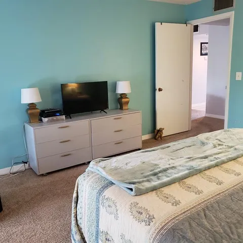 $2,500 | 108 Pinehurst Drive, Bradenton, FL 34210