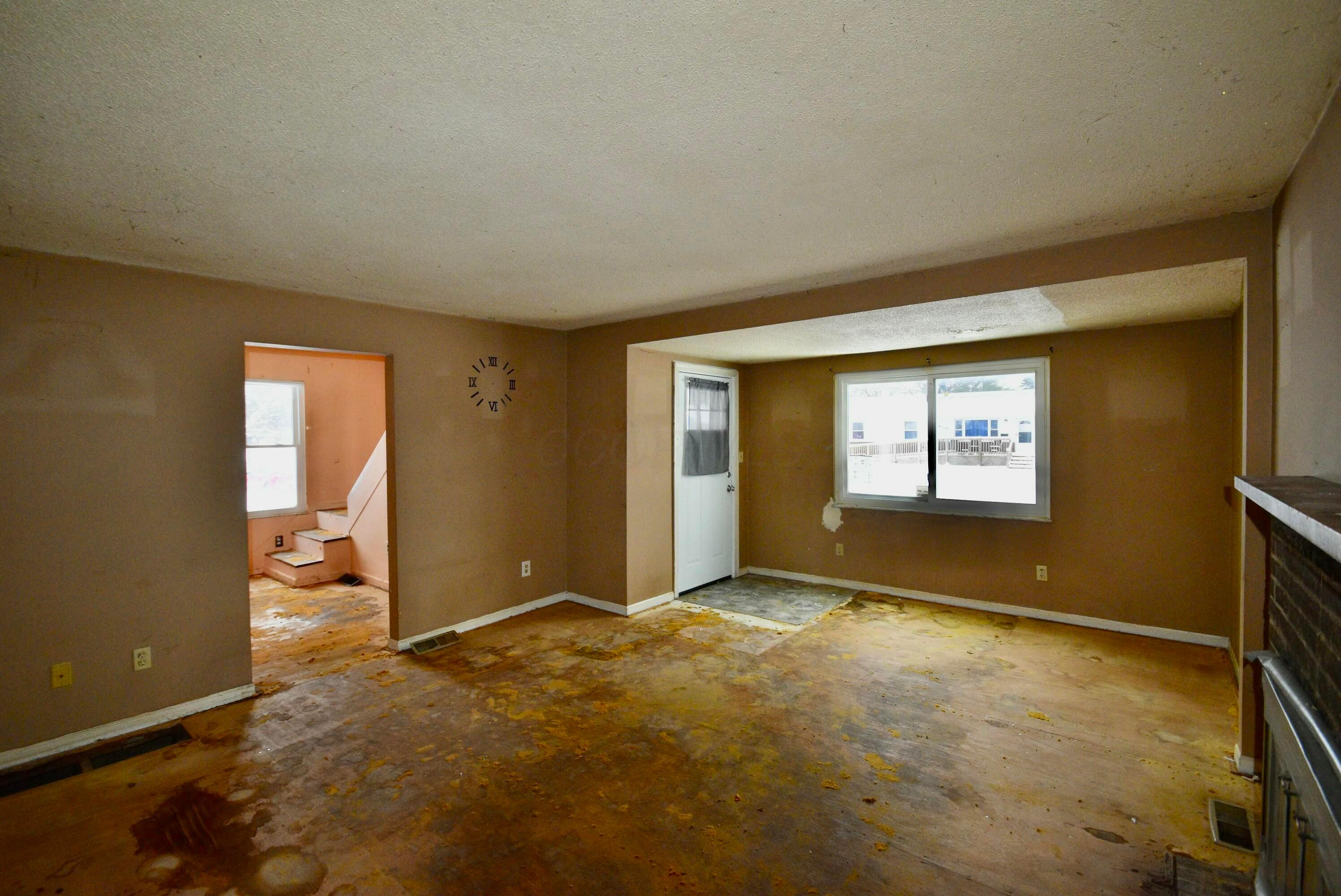 1828 Ferris Road Columbus, OH 43224 - Photo 6 of 19 tempImageGHLraH