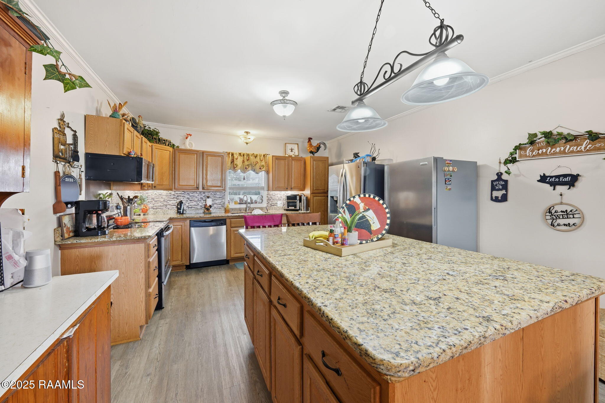 2001 Segura Road New Iberia, LA 70560 - Photo 9 of 22 9-web-or-mls-BB102516 Brian Butcher