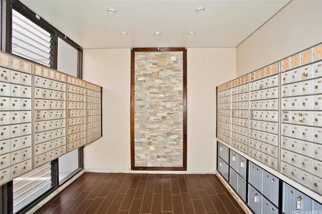 $188,000 | 3045 Ala Napuaa Place, Unit 302, Honolulu, HI 96818