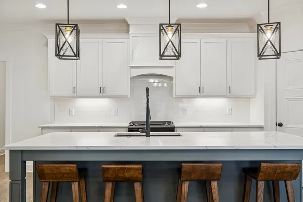 $529,900 | 5715 Heirloom Drive, Murfreesboro, TN 37129