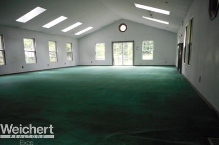 473 East South Boulevard Rochester, MI 48307 - Photo 9 of 17