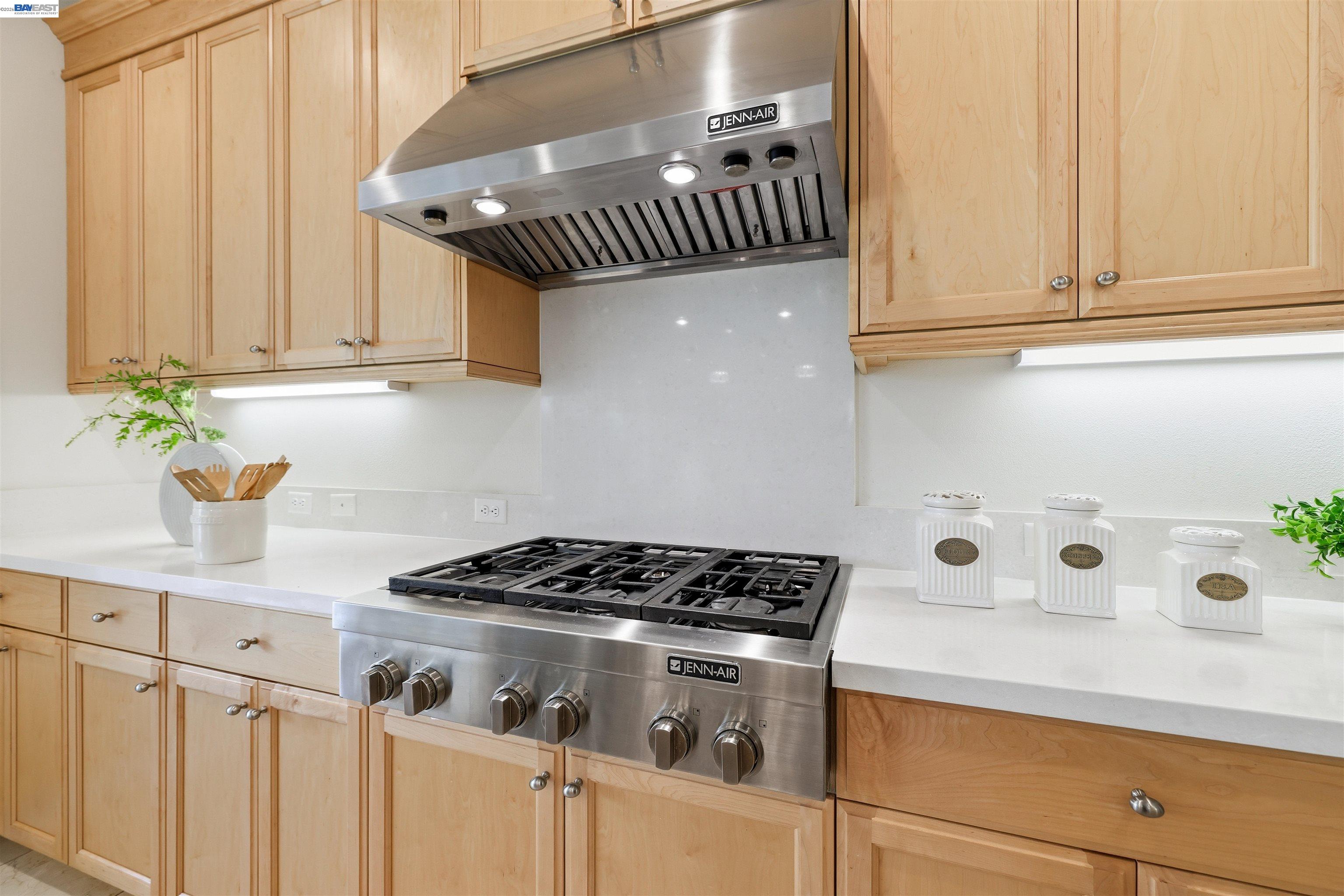 103 Camelia Court San Ramon, CA 94582 - Photo 14 of 64