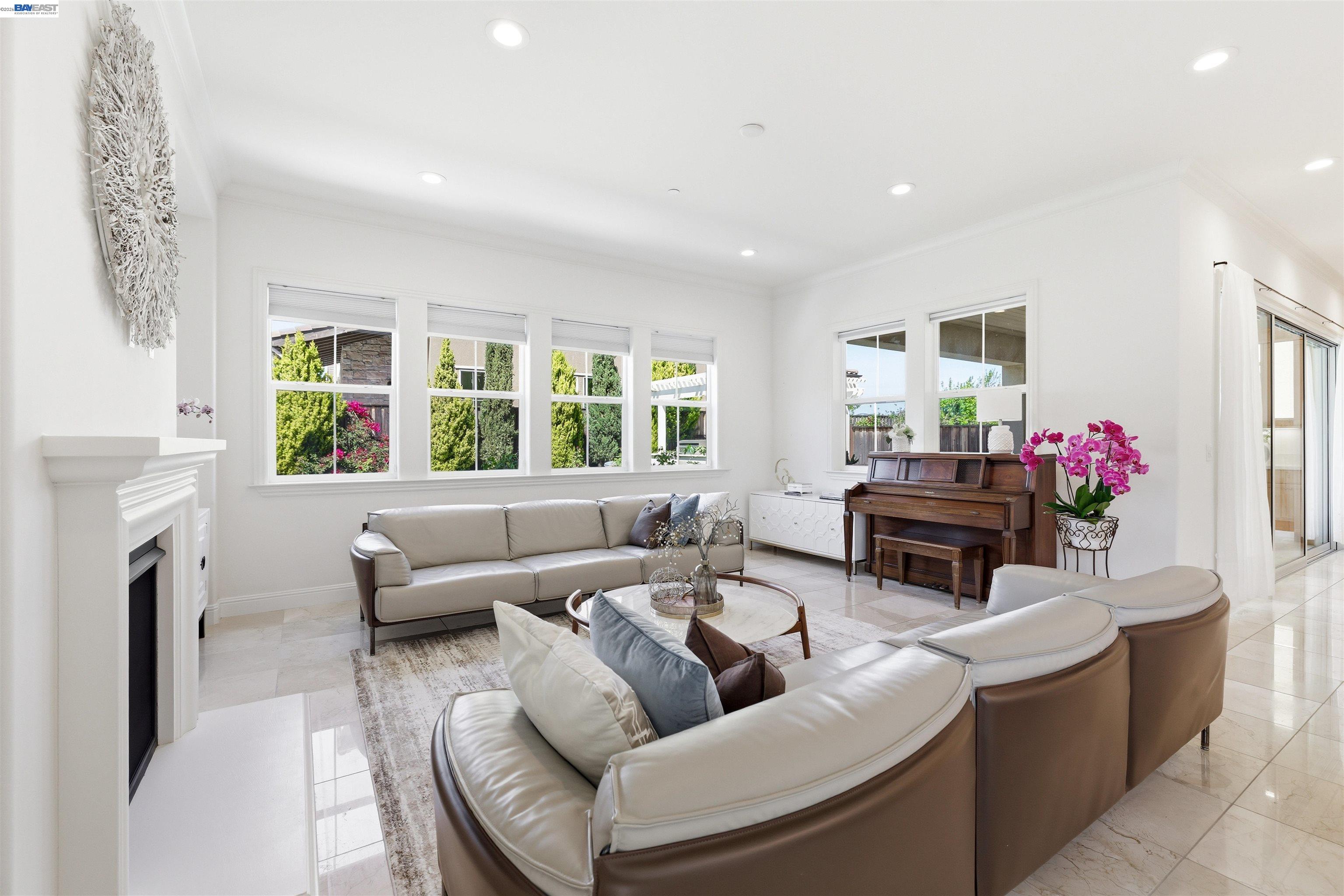 103 Camelia Court San Ramon, CA 94582 - Photo 9 of 64