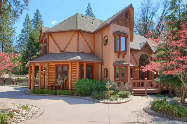 $1,850,000 | 54736 Willow Cove, Bass Lake, CA 93604