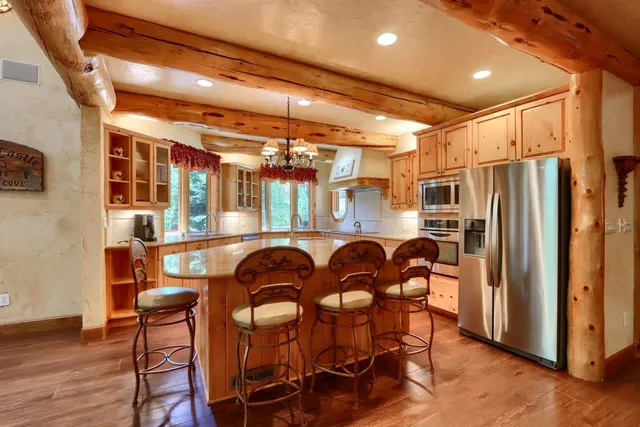 $1,850,000 | 54736 Willow Cove, Bass Lake, CA 93604