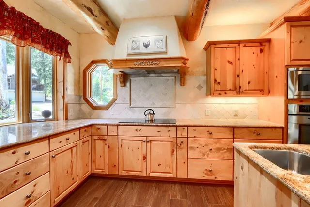 $1,850,000 | 54736 Willow Cove, Bass Lake, CA 93604