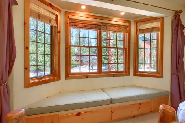 $1,850,000 | 54736 Willow Cove, Bass Lake, CA 93604