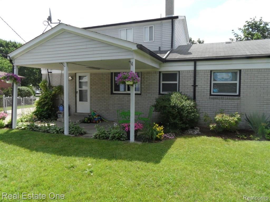 47147 Roland Street Utica, MI 48317 - Photo 22 of 23 roland 114.JPG