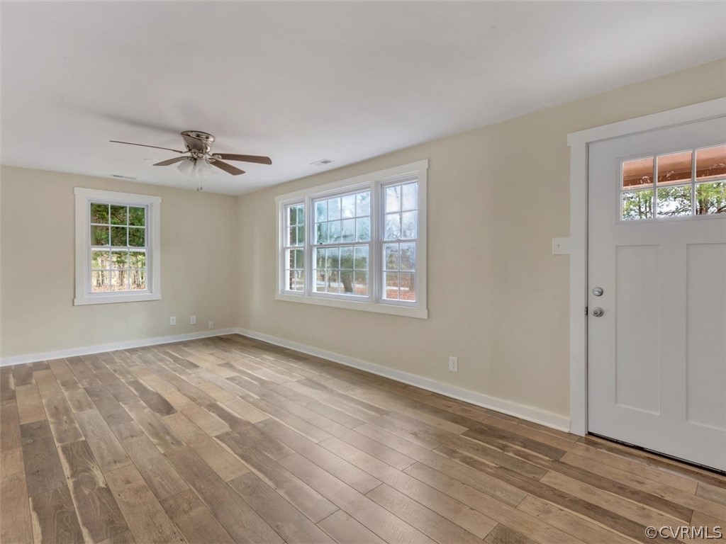 4411 Lockin Road Powhatan, VA 23139 - Photo 4 of 18 Gallery Image 4