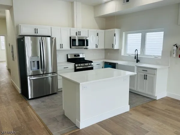 $3,000 | 14 Nelson Place, Irvington, NJ 07111