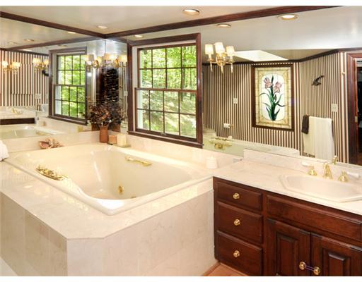 80 Dietrich Road Fox Chapel, PA 15238 - Photo 12 of 15 Master Bath/Spa. Jacuzzi and Marble Sit & Stand Shower