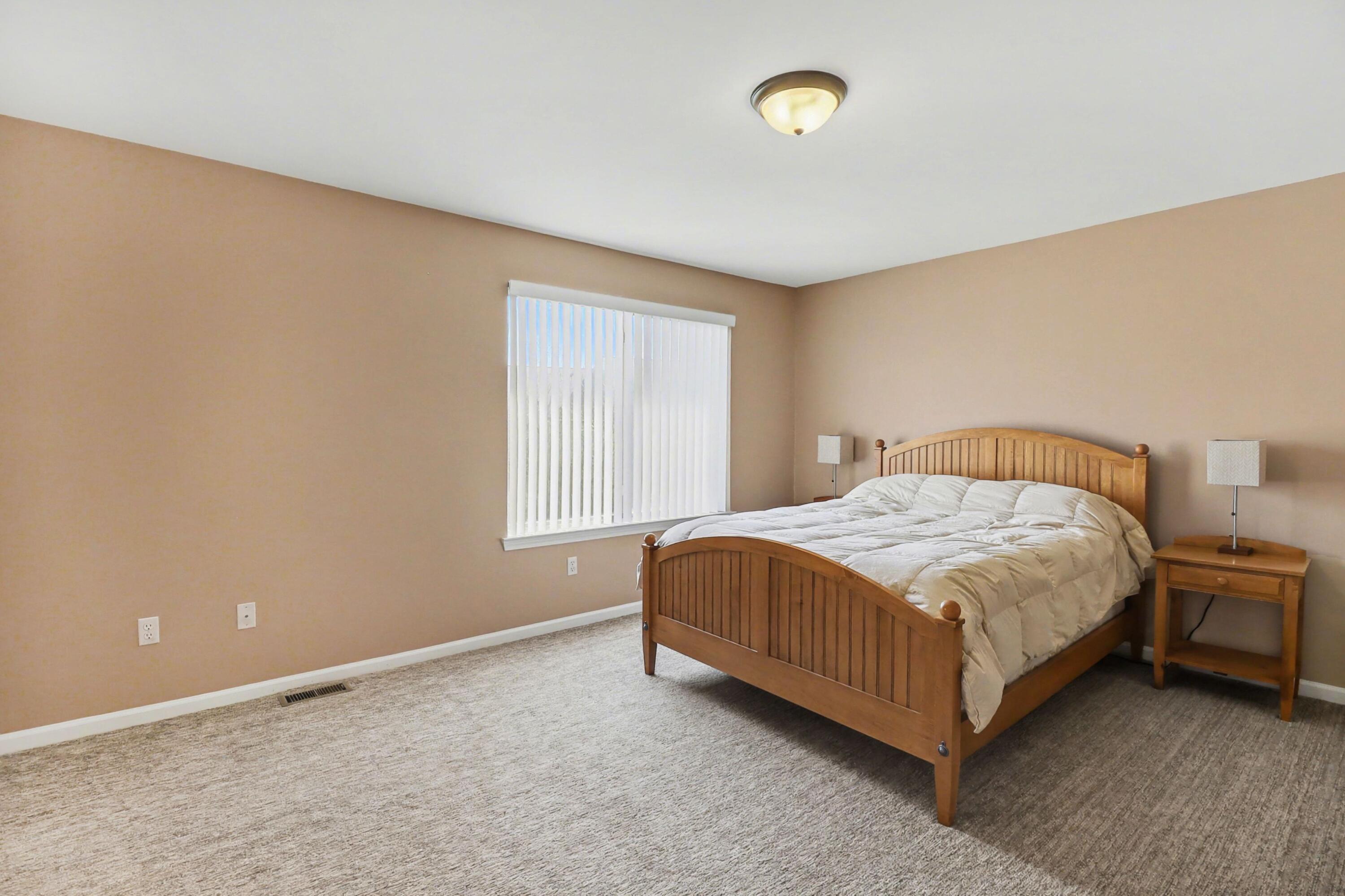 5910 Cedar Ridge Drive Ann Arbor, MI 48103 - Photo 23 of 41 21 primary bed