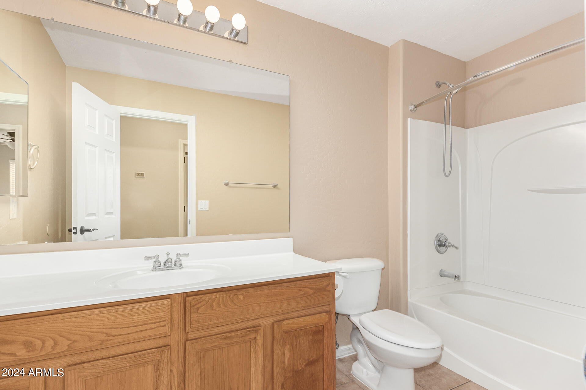 15062 West Wethersfield Road Surprise, AZ 85379 - Photo 25 of 30 0027-25 - Wethersfield