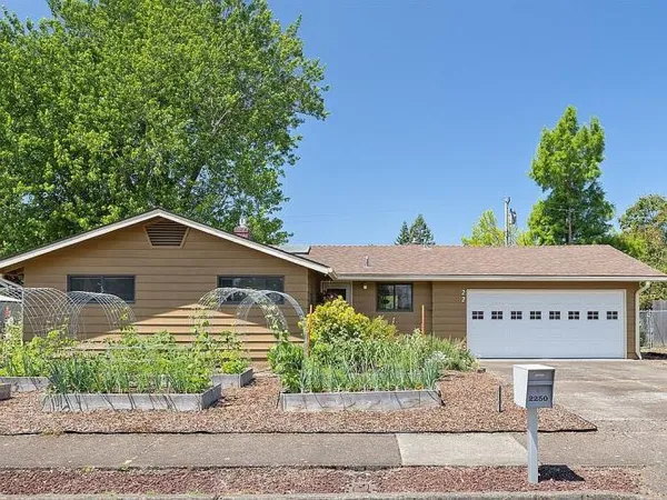 $498,500 | 2250 Northwest Highland Drive, Corvallis, OR 97330