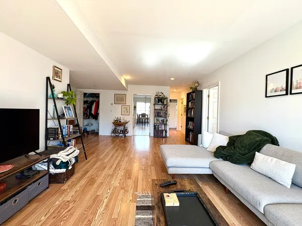 $3,975 | 20 Cameron Street, Unit 304, Brookline, MA 02445