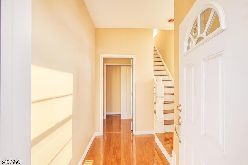 153 Walnut Street, Unit 2 Montclair, NJ 07042 - Photo 11 of 17