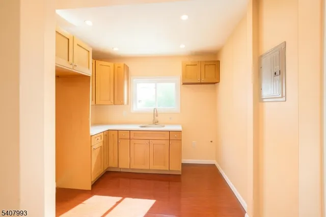 $999,000 | 153 Walnut Street, Unit 2, Montclair, NJ 07042