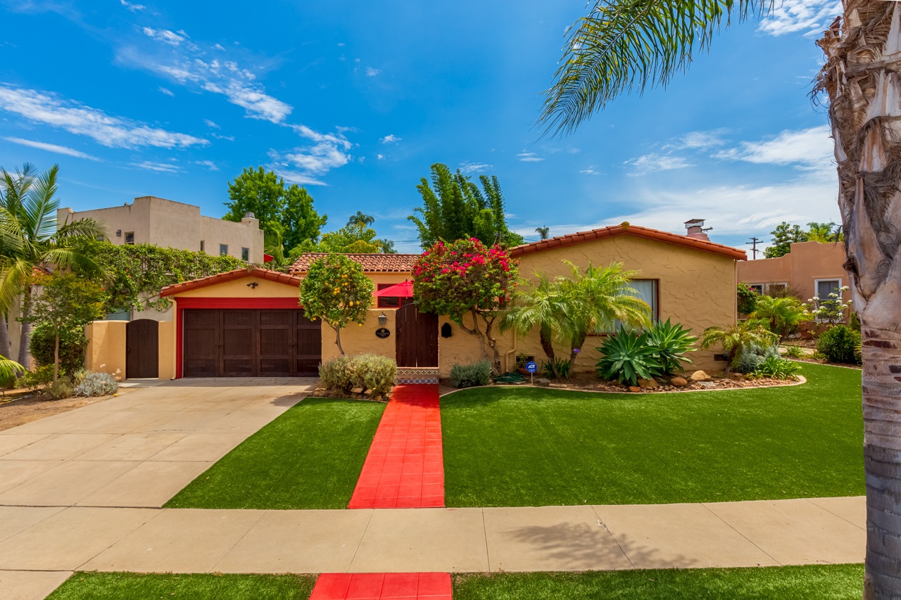 4185 Rochester Road San Diego, CA 92116 - Photo 1 of 24