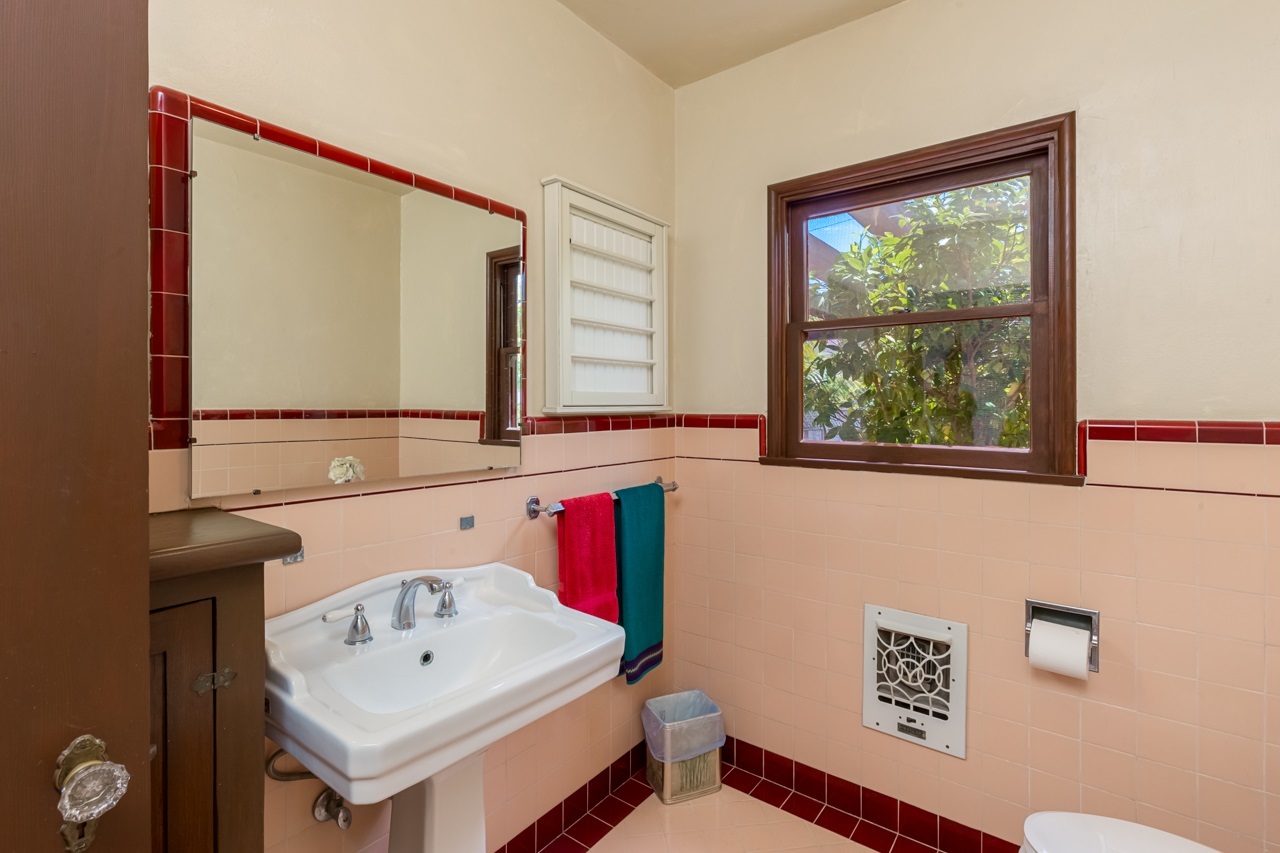 4185 Rochester Road San Diego, CA 92116 - Photo 12 of 24