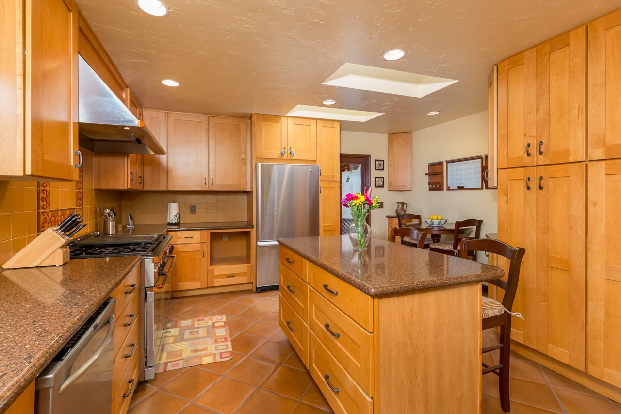 4185 Rochester Road San Diego, CA 92116 - Photo 3 of 24