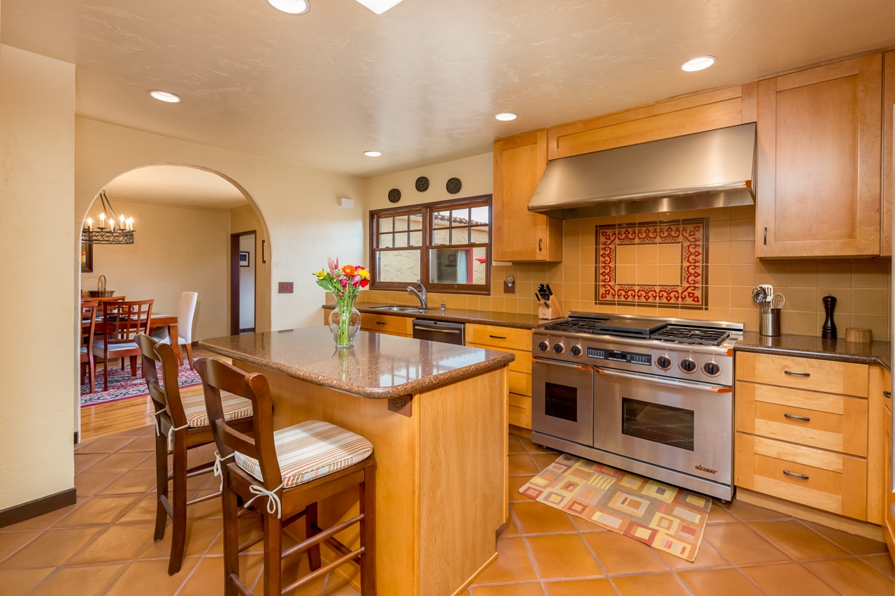 4185 Rochester Road San Diego, CA 92116 - Photo 4 of 24