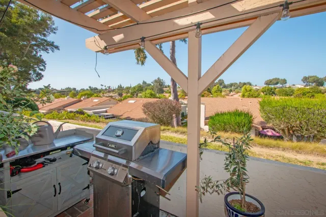 $819,900 | 12870 Camino De La Breccia, San Diego, CA 92128