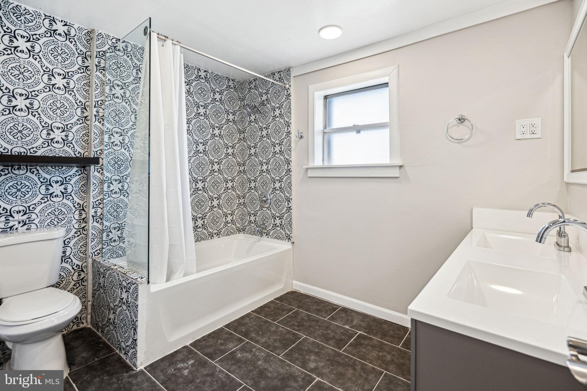 1811 Tree Street Philadelphia, PA 19145 - Photo 25 of 36 Gallery Image 25