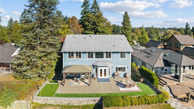 $2,400,000 | 3616 Tahoma Place West, University Place, WA 98466