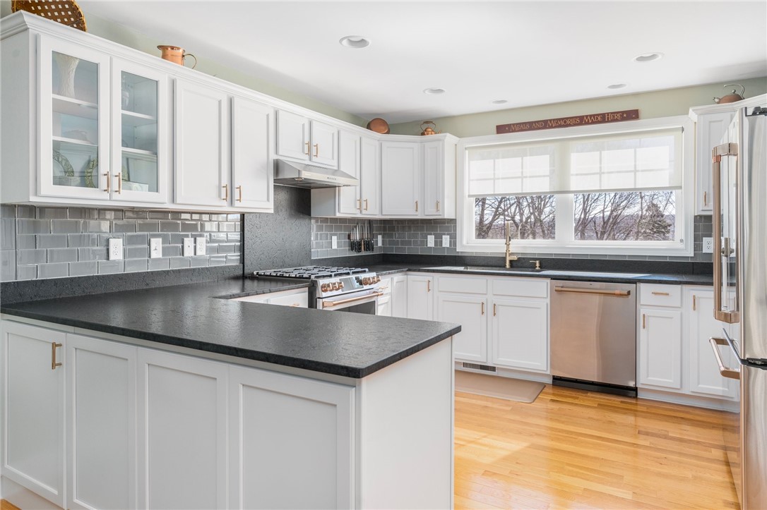 1209 Centerville Road, Unit 2 Warwick, RI 02886 - Photo 2 of 41