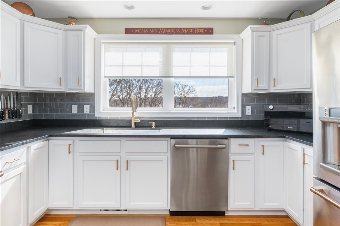 1209 Centerville Road, Unit 2 Warwick, RI 02886 - Photo 7 of 41