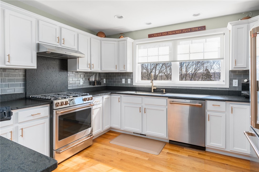 1209 Centerville Road, Unit 2 Warwick, RI 02886 - Photo 9 of 41