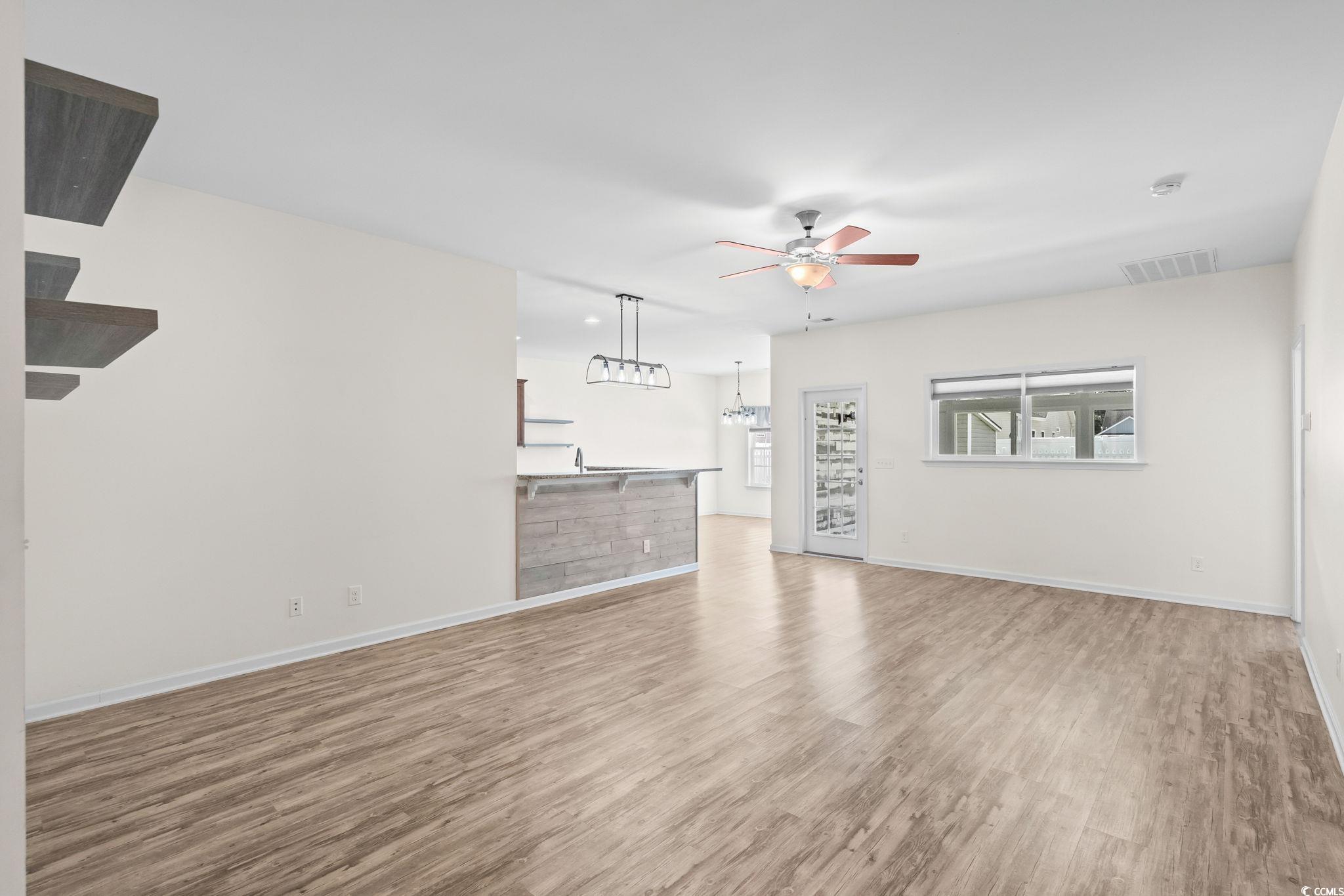 1050 Kennington Court Conway, SC 29526 - Photo 3 of 40