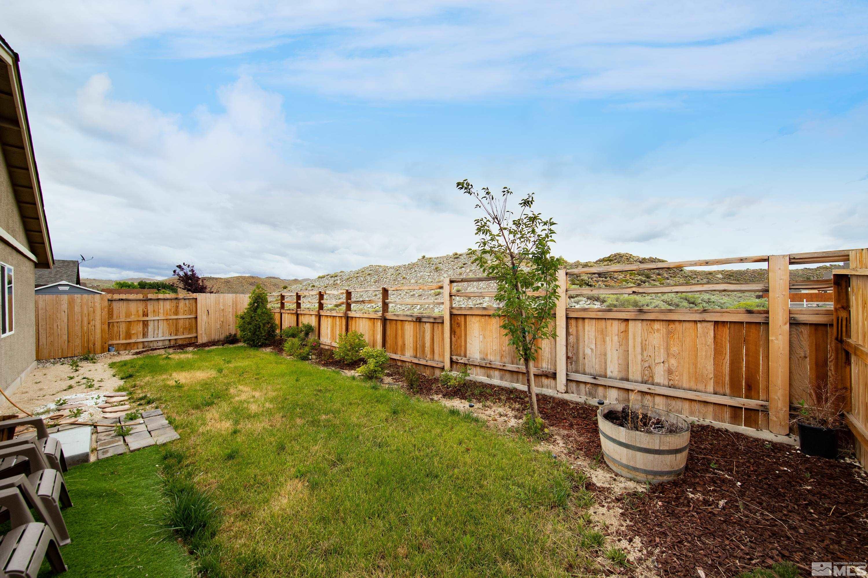 698 Valmy Drive Reno, NV 89506 - Photo 3 of 38 Photo 3