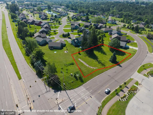 $68,900 | 2364 St Andrews Drive, Altoona, WI 54720