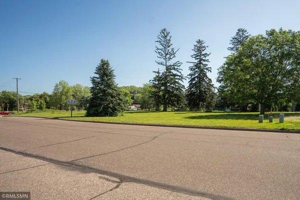 $67,900 | 2364 St Andrews Drive, Altoona, WI 54720