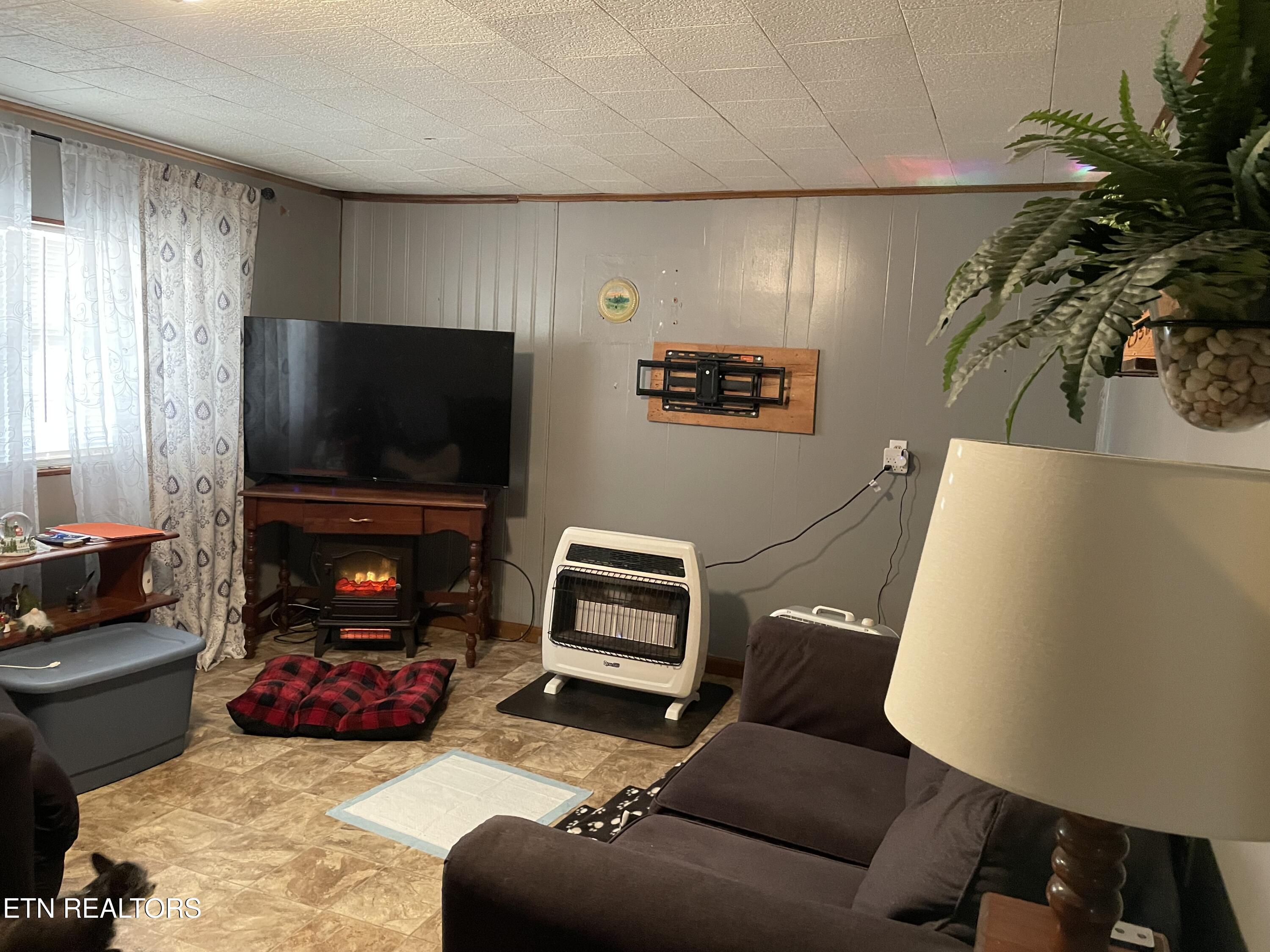 181 Big Creek Road Madisonville, TN 37354 - Photo 16 of 38 IMG_3405