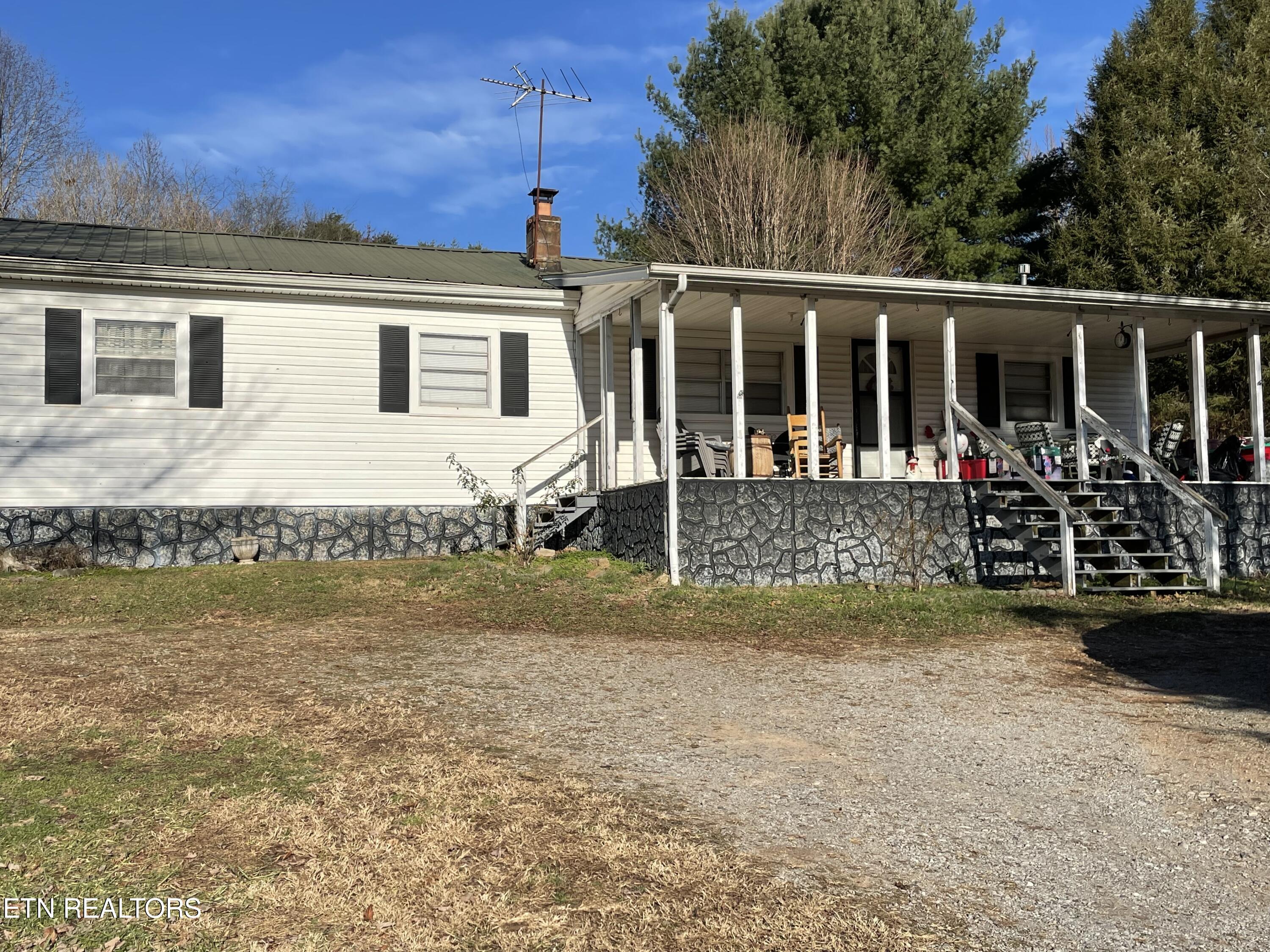 181 Big Creek Road Madisonville, TN 37354 - Photo 2 of 38 IMG_3373