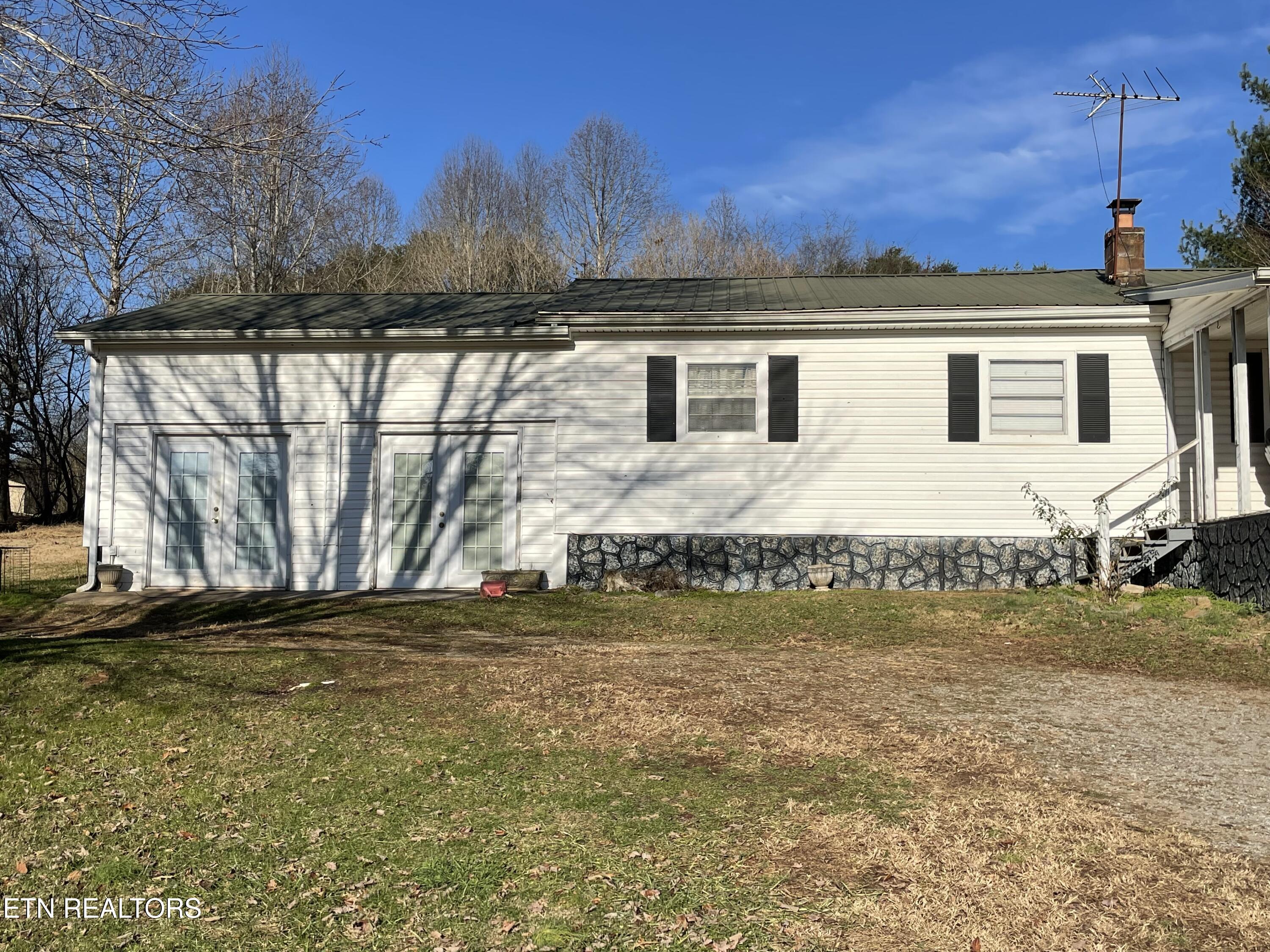 181 Big Creek Road Madisonville, TN 37354 - Photo 3 of 38 IMG_3374