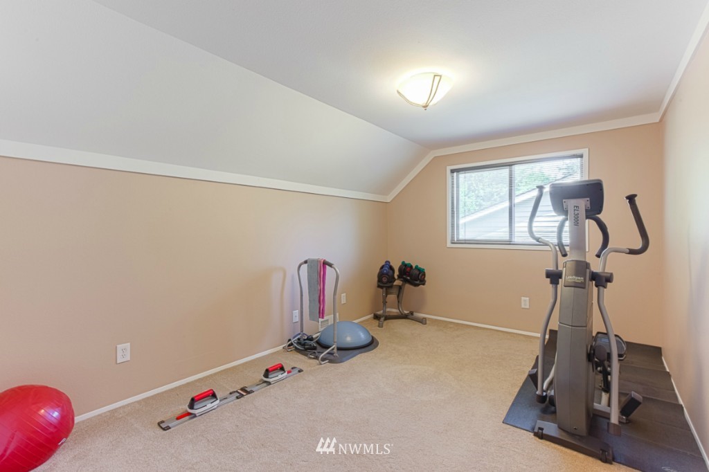 15525 118th Place Northeast Bothell, WA 98011 - Photo 14 of 20 Gallery Image 14