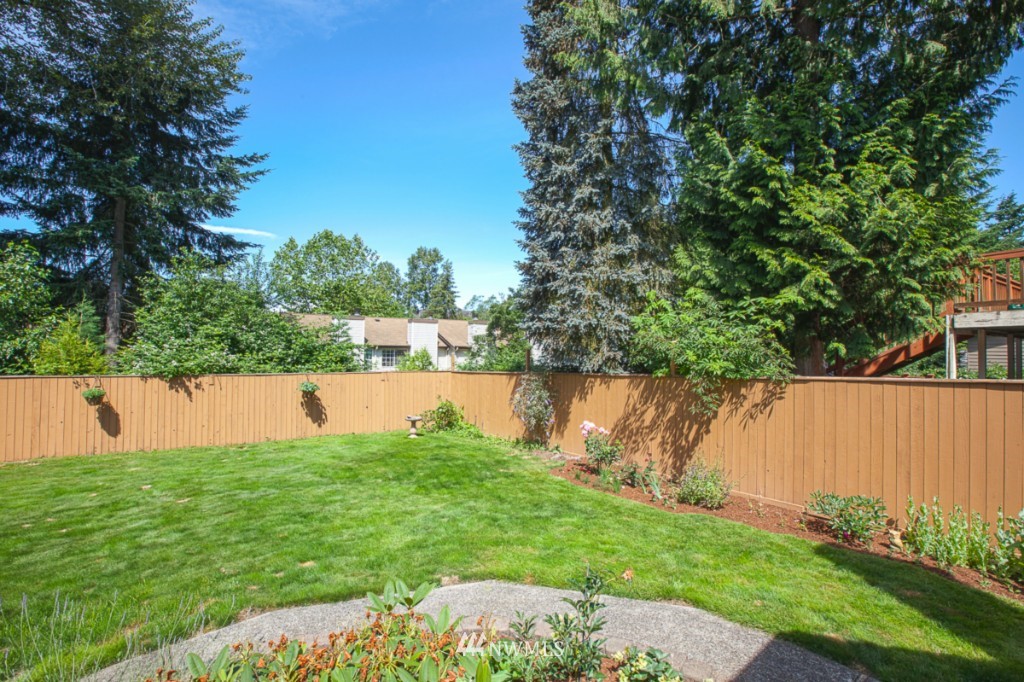 15525 118th Place Northeast Bothell, WA 98011 - Photo 17 of 20 Gallery Image 17