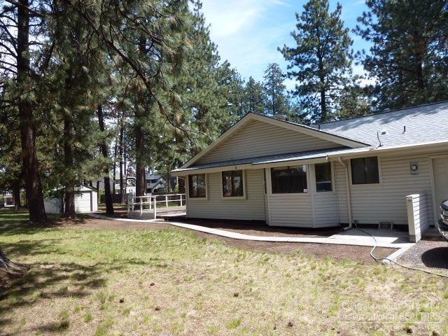 20220 Rae Road Bend, OR 97702 - Photo 5 of 22 View from side of house towards back yar