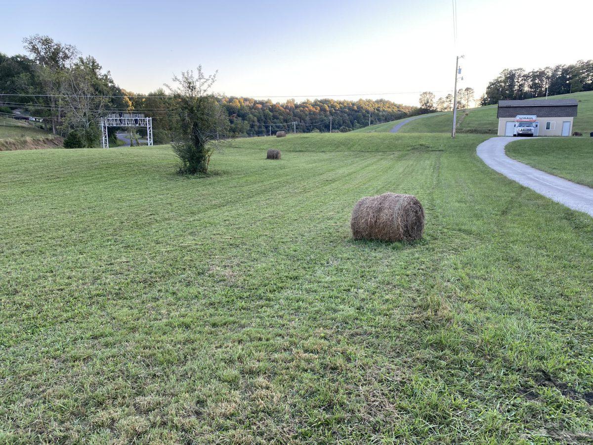 151 Hearthside Road Clinton, TN 37716 - Photo 3 of 6 508326-2