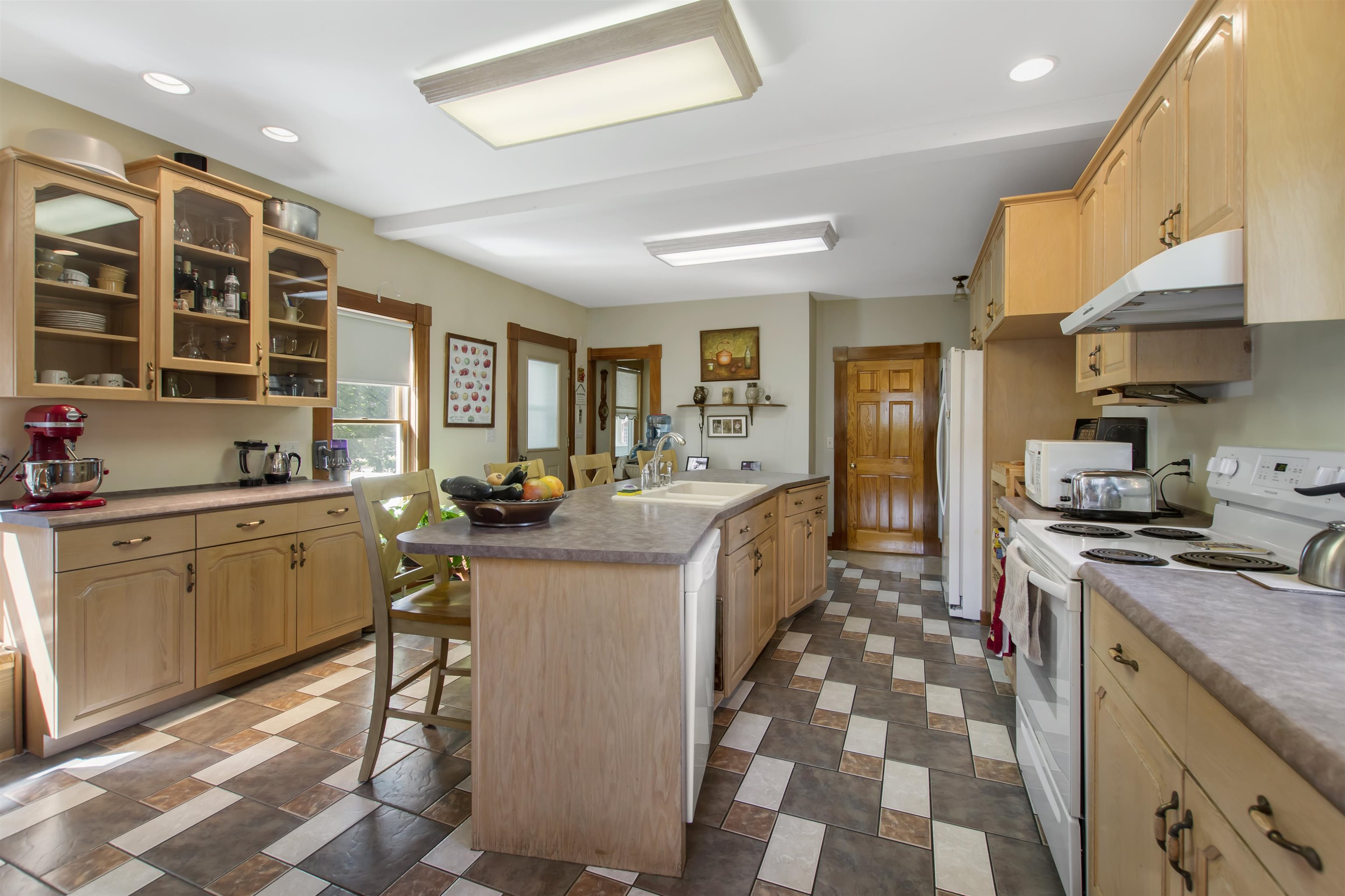 37 Colby Street Colebrook, NH 03576 - Photo 3 of 40 Gallery Image 3