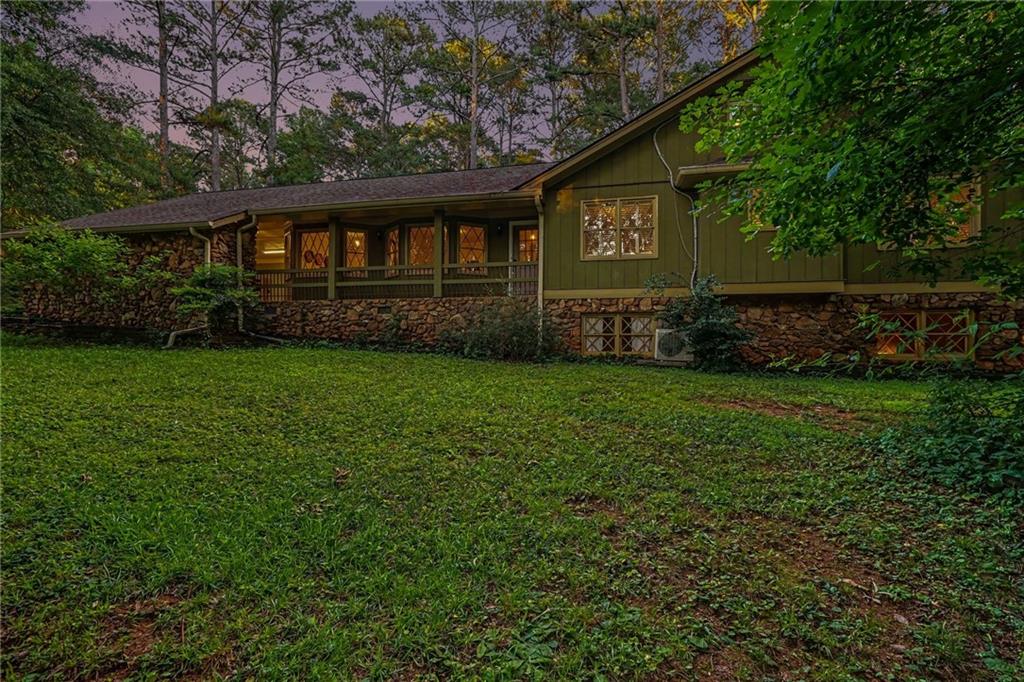 675 Ridge Avenue Stone Mountain, GA 30083 - Photo 7 of 65