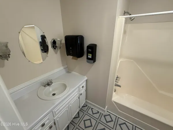 $169,900 | 511 West Station Street, Mount Olive, NC 28365