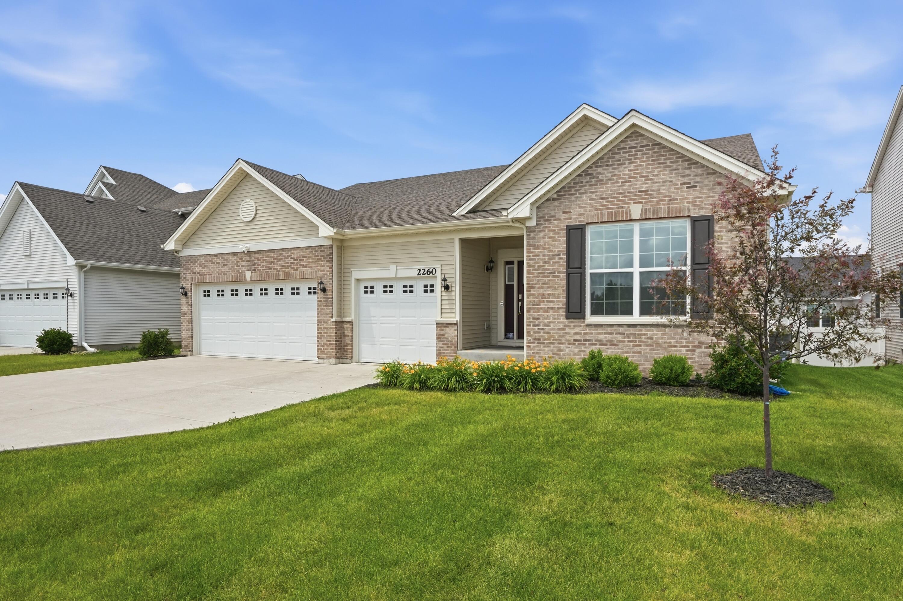 2260 East 110th Lane Crown Point, IN 46307 - Photo 2 of 32 3000x1998