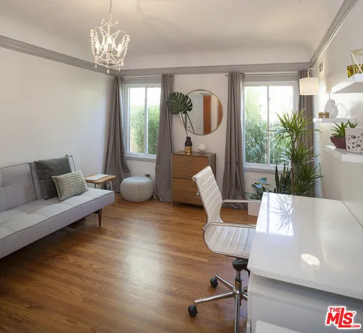 $1,568,000 | 4915 West Boulevard, View Park, CA 90043