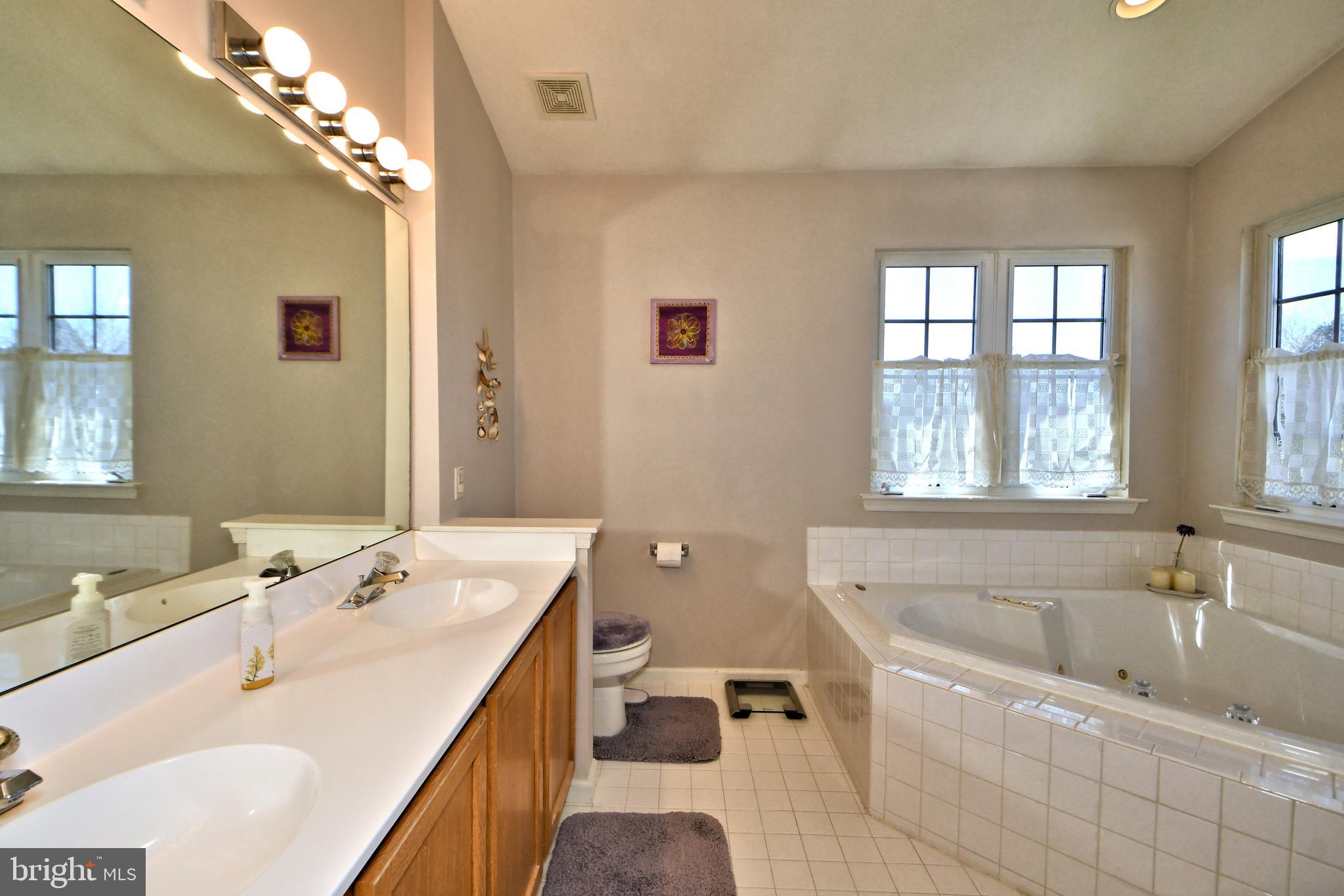 1846 Adams Way Jamison, PA 18929 - Photo 35 of 75 Gallery Image 35
